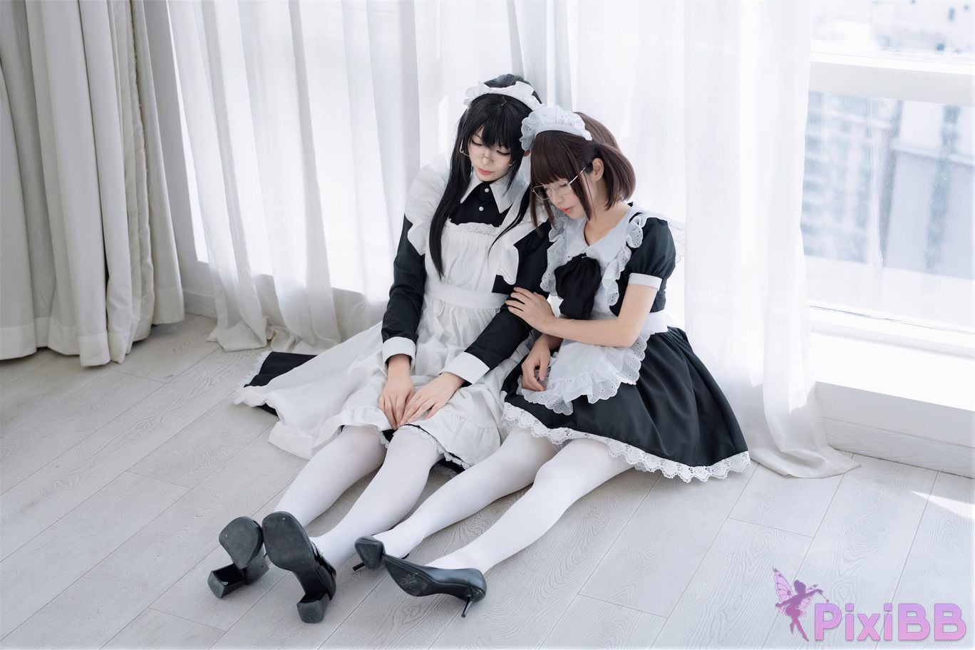 Cosplayer Senior Sister Xuan Xiao One hundred thousand precious volts double maid PixiBB.COM 028