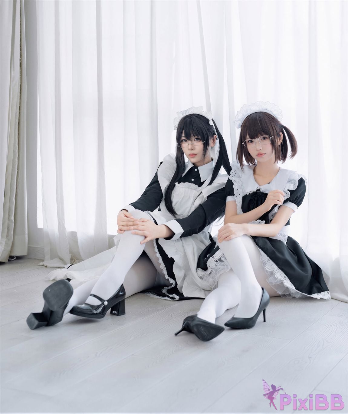 Cosplayer Senior Sister Xuan Xiao One hundred thousand precious volts double maid PixiBB.COM 029