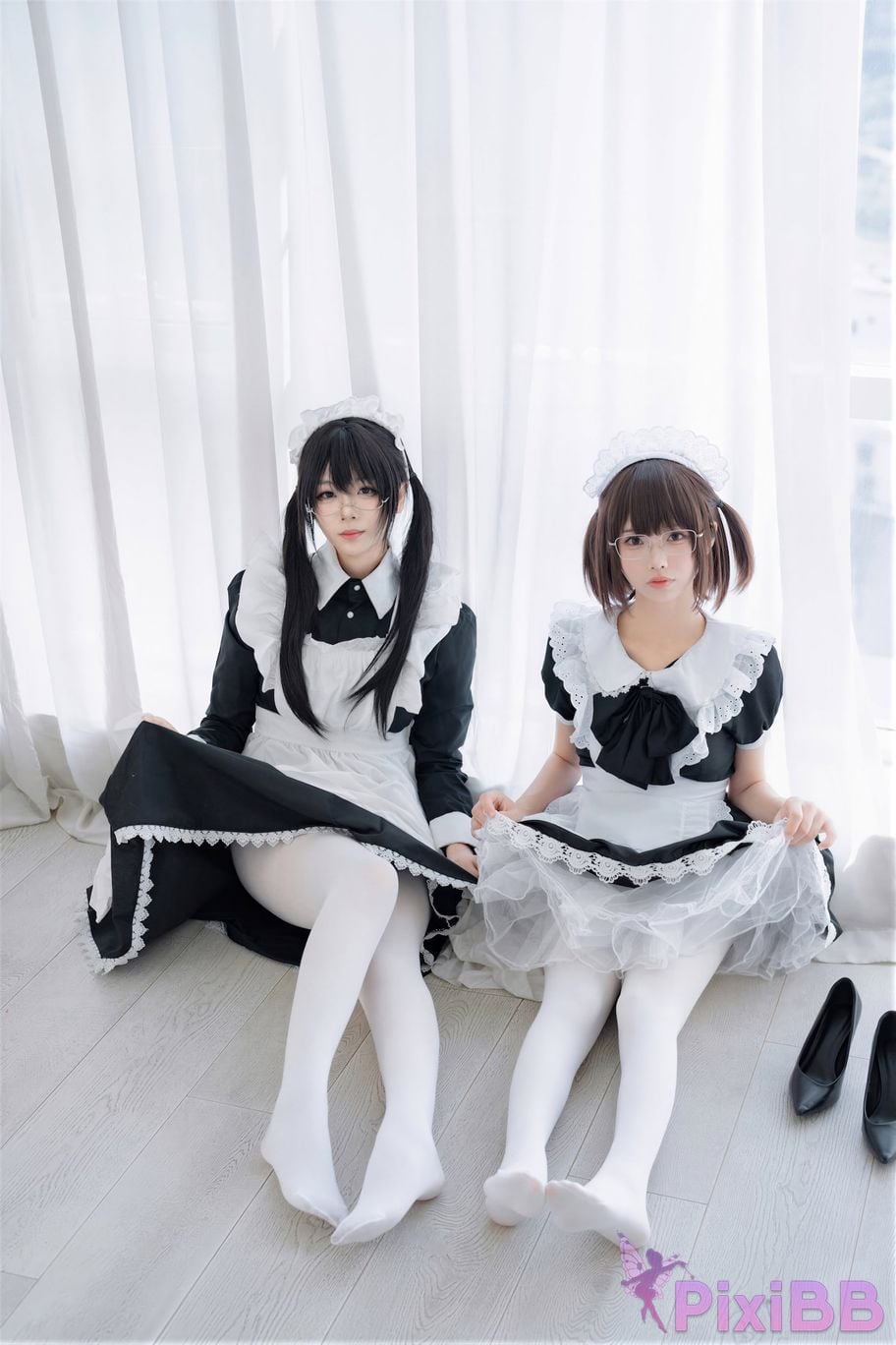 Cosplayer Senior Sister Xuan Xiao One hundred thousand precious volts double maid PixiBB.COM 038
