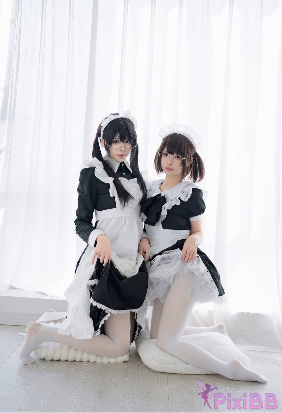 Cosplayer Senior Sister Xuan Xiao One hundred thousand precious volts double maid PixiBB.COM 042