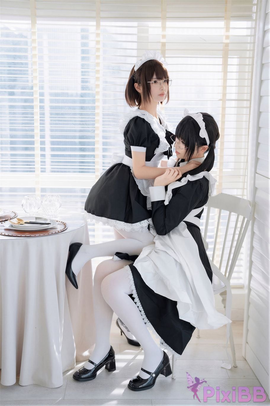 Cosplayer Senior Sister Xuan Xiao One hundred thousand precious volts double maid PixiBB.COM 048