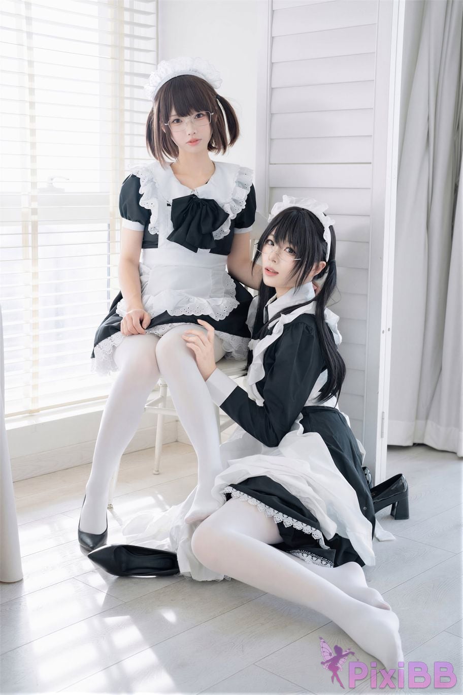 Cosplayer Senior Sister Xuan Xiao One hundred thousand precious volts double maid PixiBB.COM 058