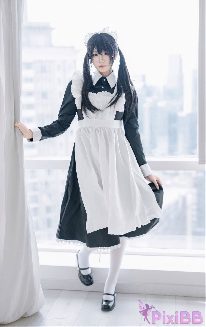Cosplayer Senior Sister Xuan Xiao One hundred thousand precious volts double maid PixiBB.COM 082