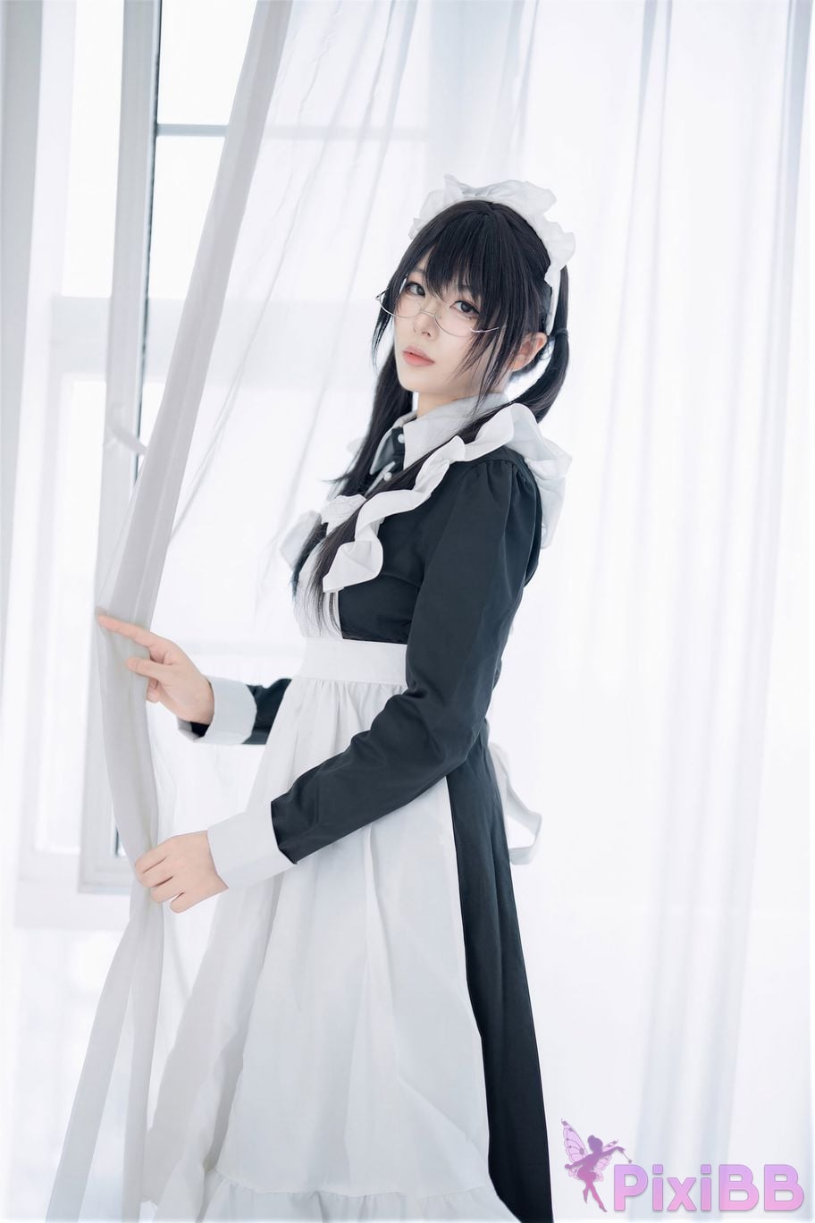 Cosplayer Senior Sister Xuan Xiao One hundred thousand precious volts double maid PixiBB.COM 084
