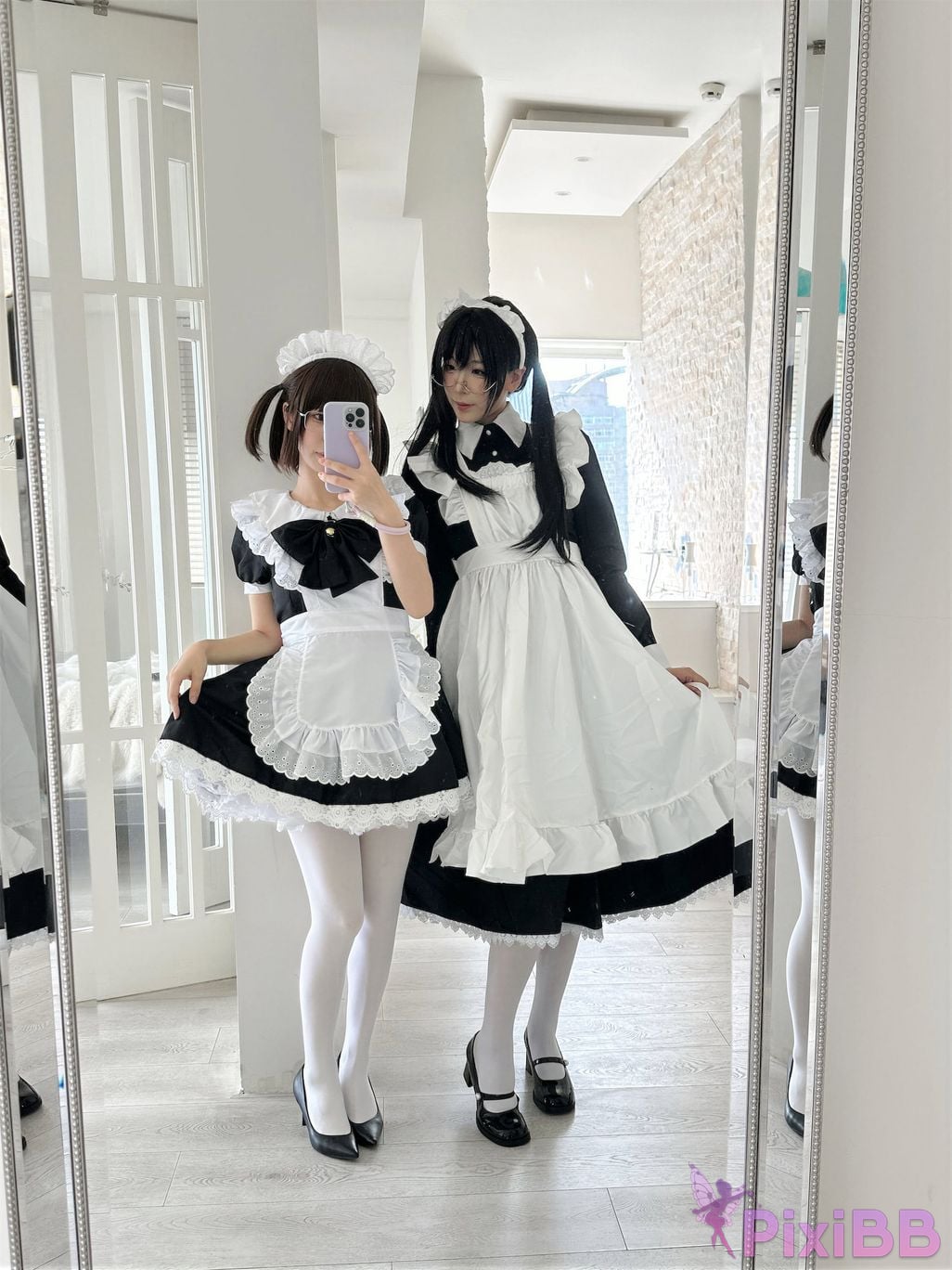 Cosplayer Senior Sister Xuan Xiao One hundred thousand precious volts double maid PixiBB.COM 110