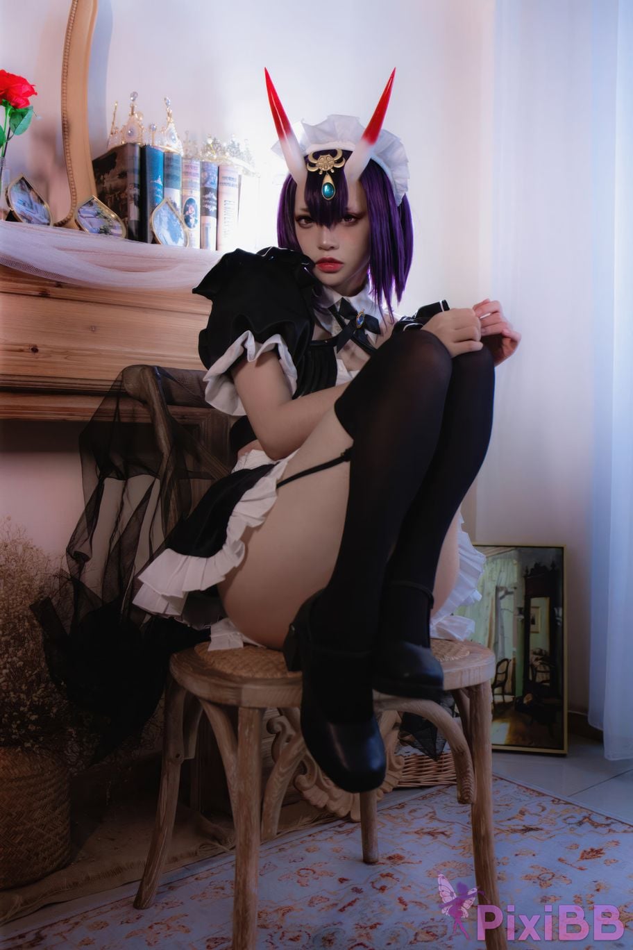 Cosplayer crazy cat ss Drinking girl maid PixiBB.COM 010