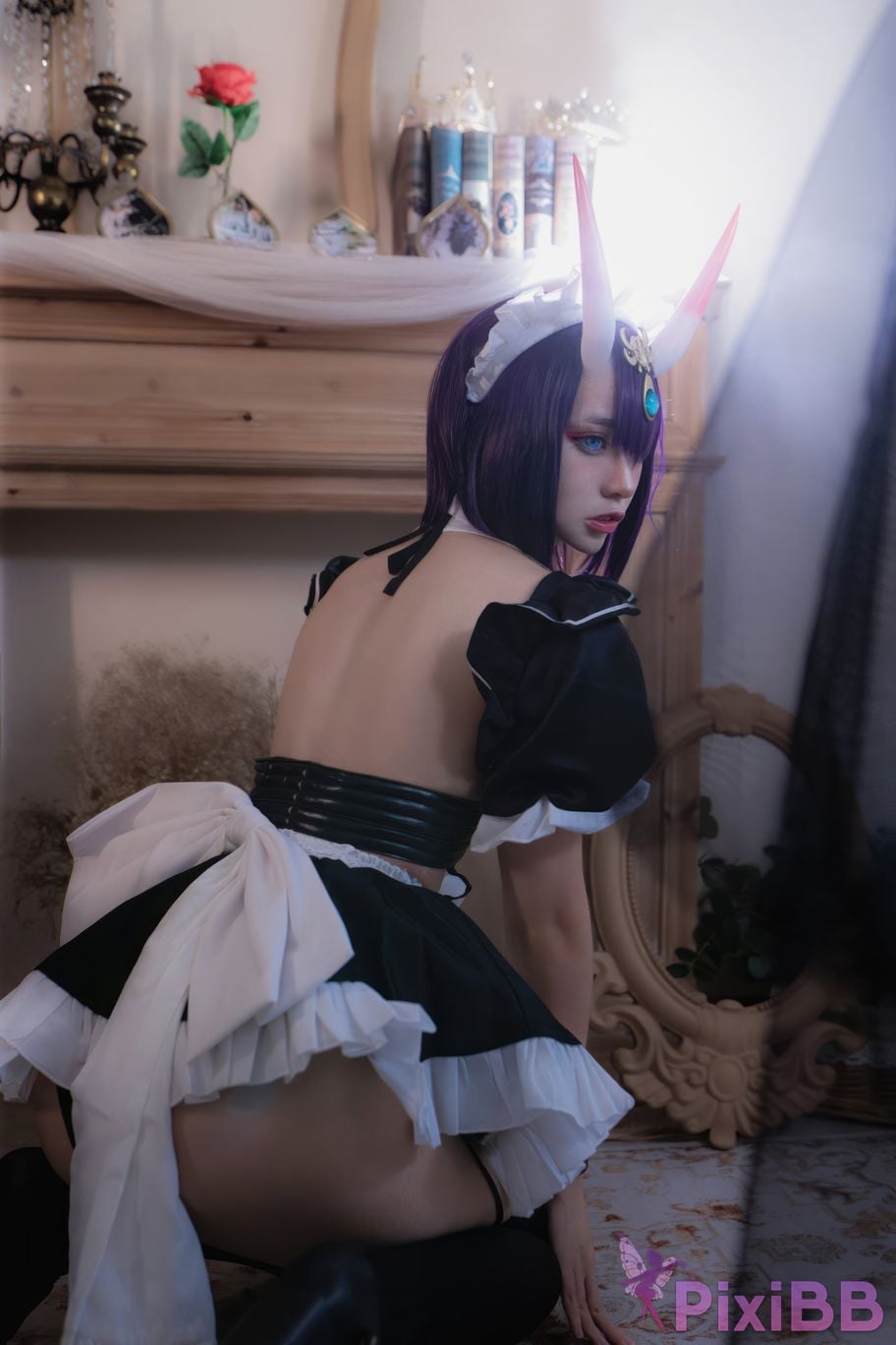 Cosplayer crazy cat ss Drinking girl maid PixiBB.COM 019