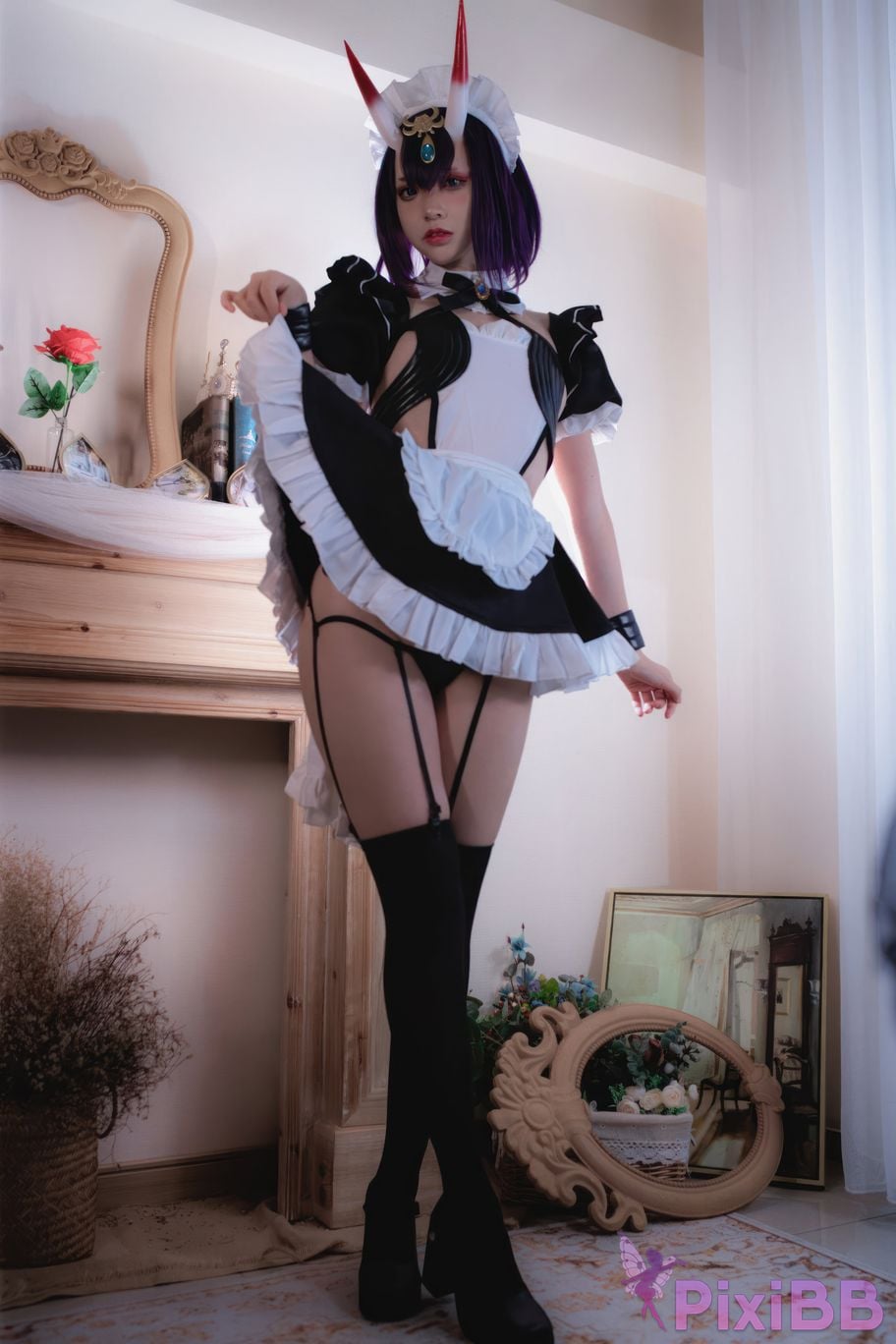 Cosplayer crazy cat ss Drinking girl maid PixiBB.COM 024