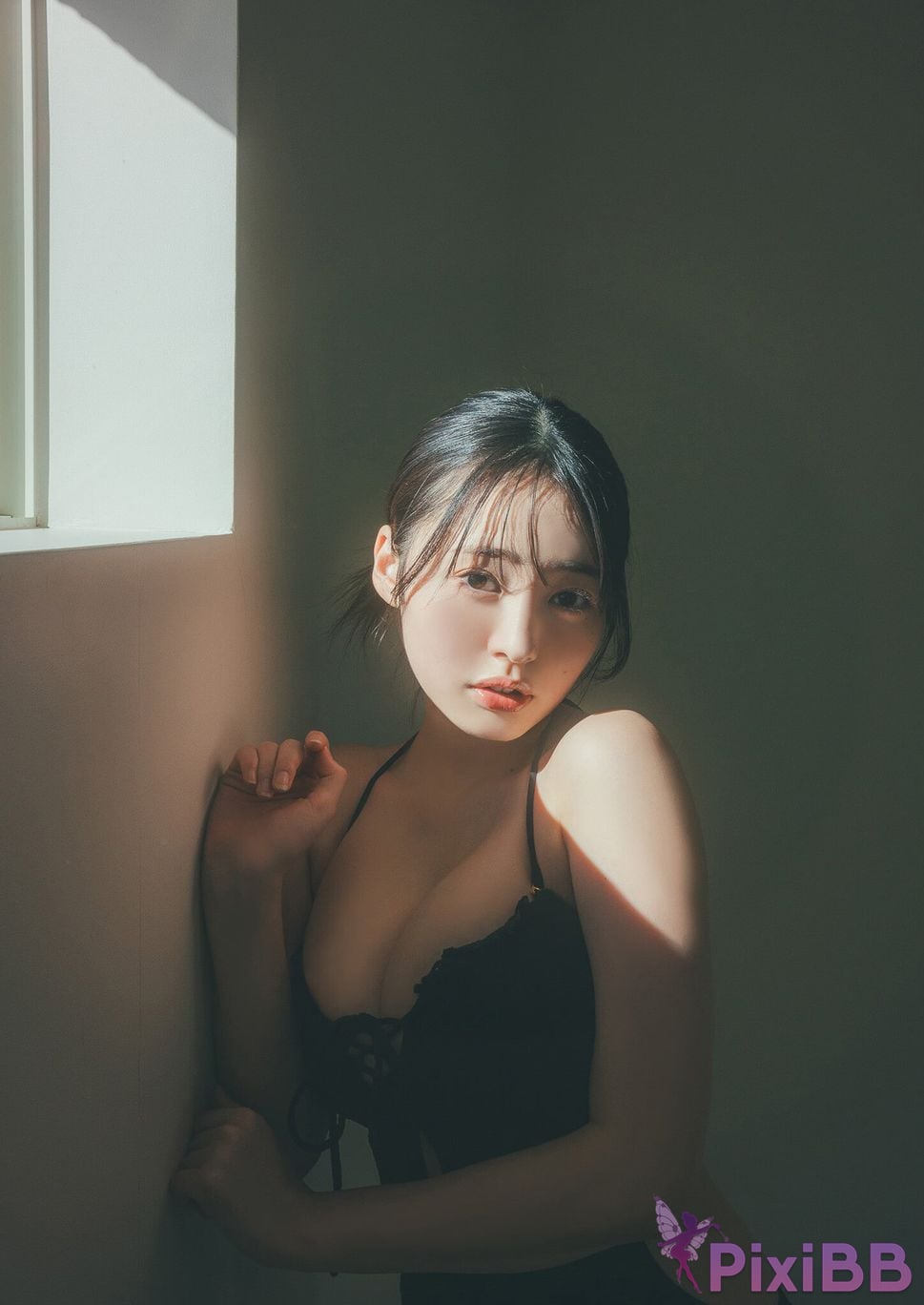 Japanese Idol Miu Shirahama Mito White Muse Spisan gravure photo book PixiBB.COM 026