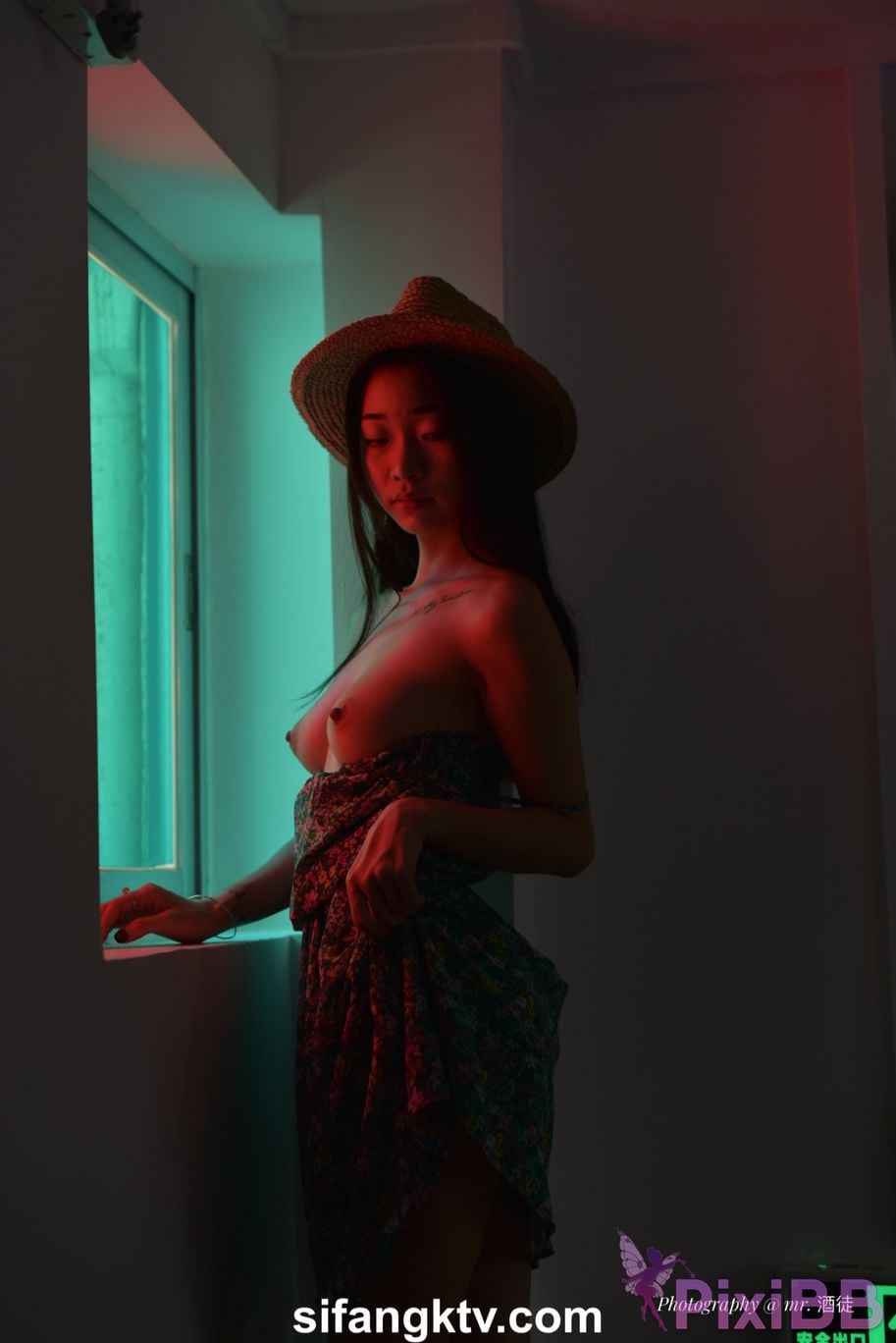 Photographer Uncle Dou drinker Wang Dong Magic City 01 PixiBB.COM 340