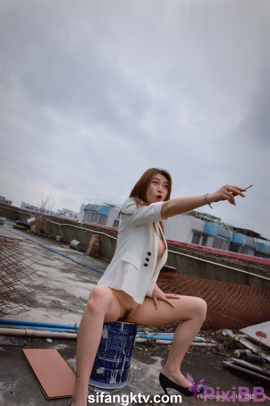 Photographer Uncle Dou drinker Wang Dong Magic City 01 PixiBB.COM 385