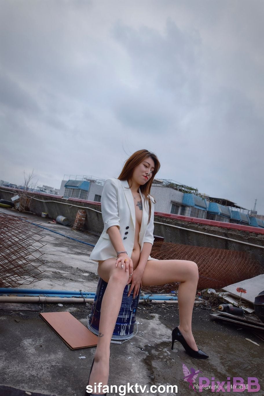 Photographer Uncle Dou drinker Wang Dong Magic City 01 PixiBB.COM 408