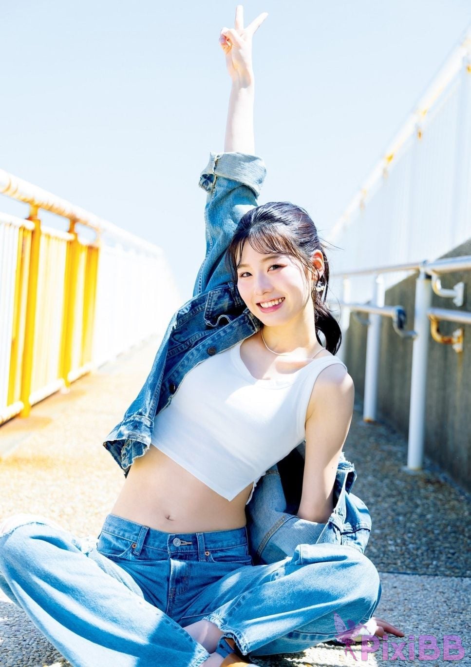 Japanese Idol Nanami Asai 1st photo collection Nanamiiro With electronic benefits PixiBB.COM 110