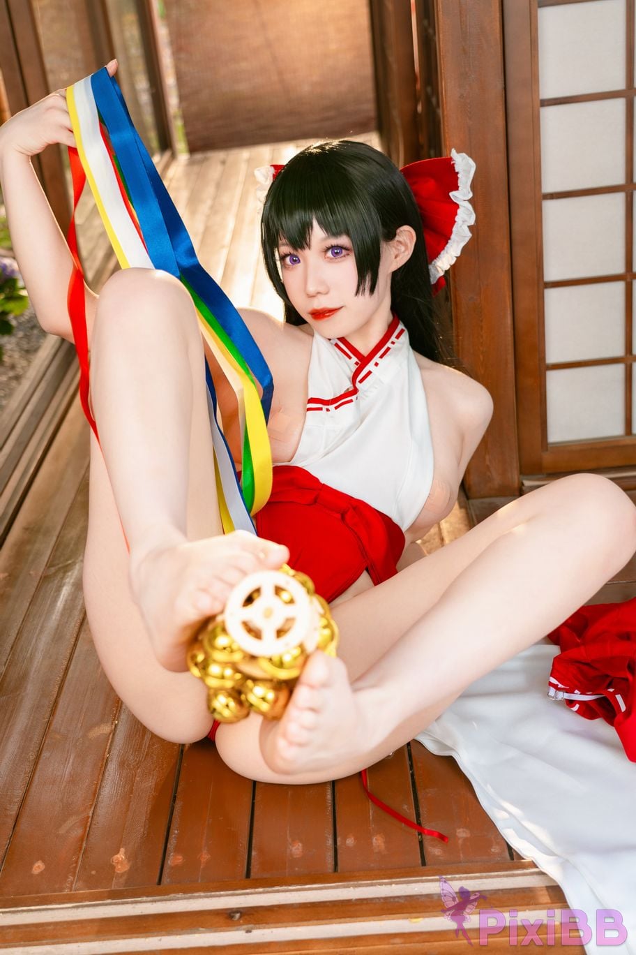 Cosplayer reed shrine maiden PixiBB.COM 016