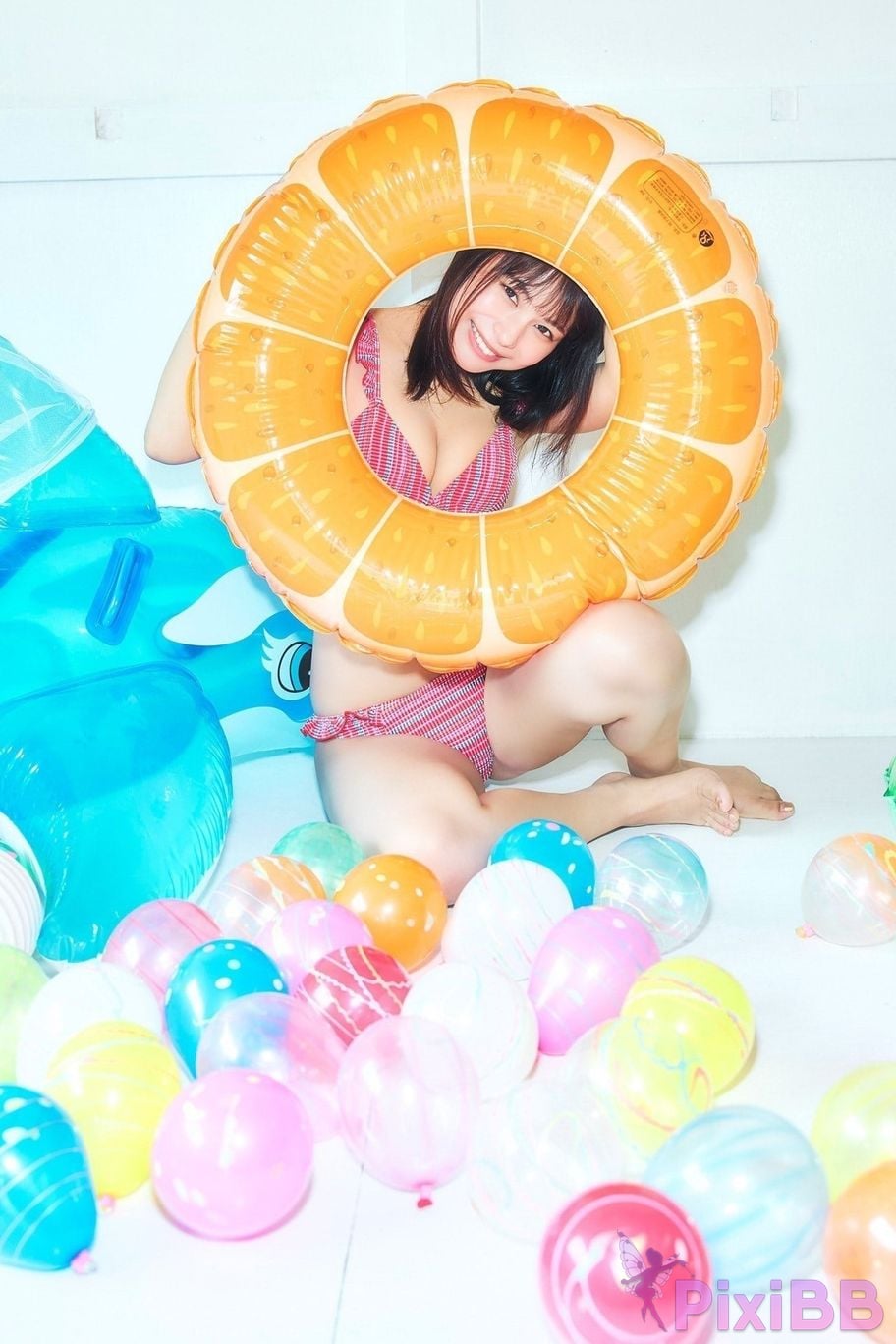 Japanese Idol Amisa Miyazaki FLASH digital photo book Sweet Summer PixiBB.COM 013