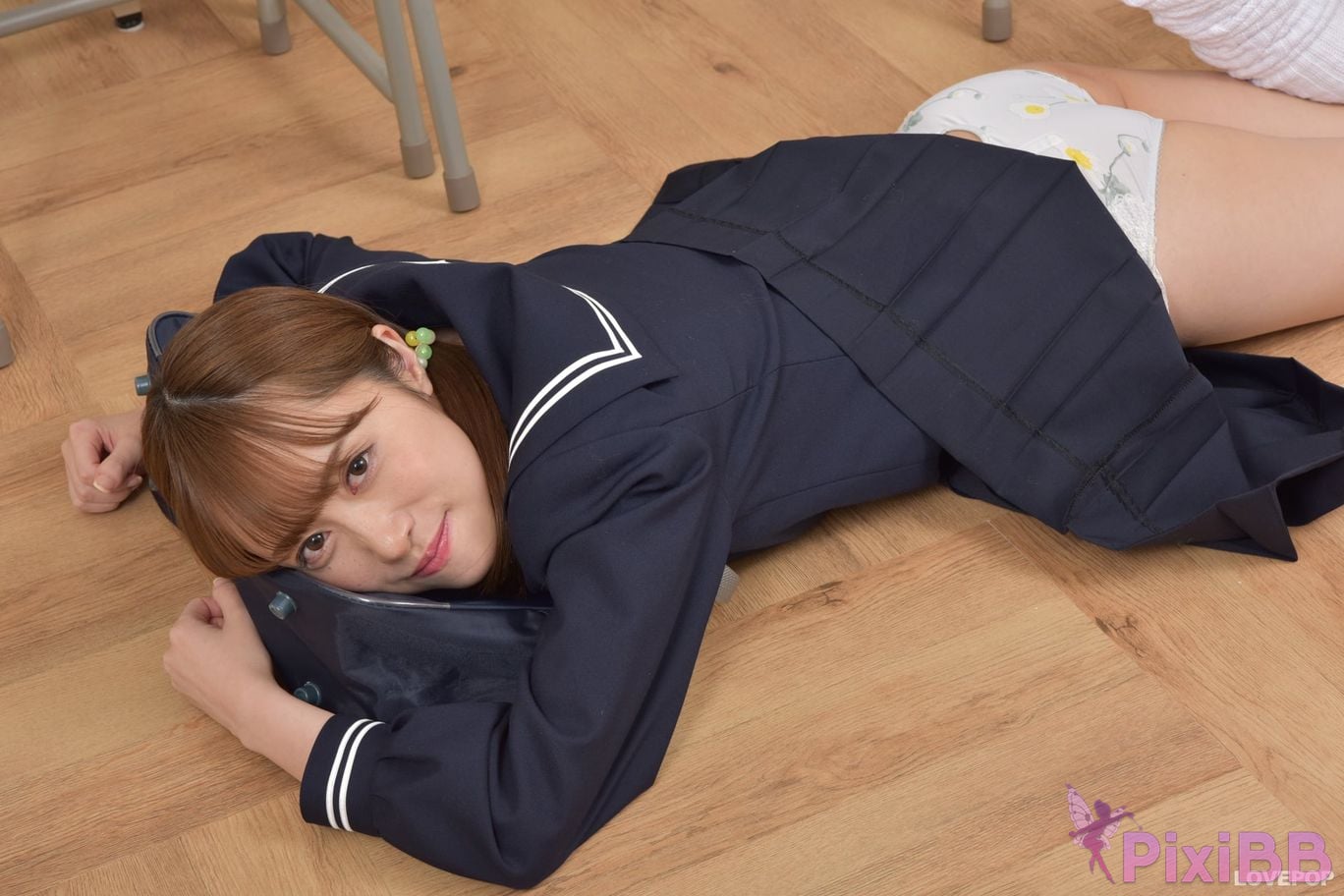 Japanese Idol Yuri Toka Yuuri Kirika Lovepop No.L 0719 Photoset School Uniform Hoodie PixiBB.COM 269