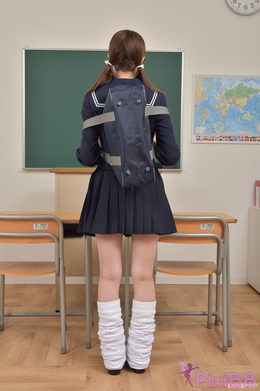 Japanese Idol Yuri Toka Yuuri Kirika Lovepop No.L 0719 Photoset School Uniform Hoodie PixiBB.COM 274
