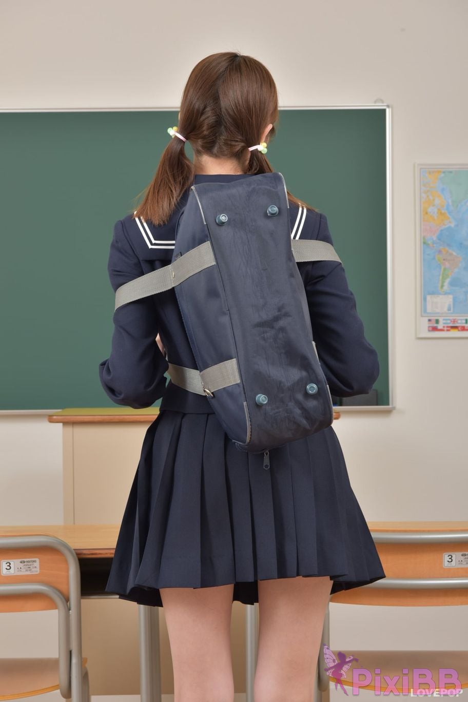 Japanese Idol Yuri Toka Yuuri Kirika Lovepop No.L 0719 Photoset School Uniform Hoodie PixiBB.COM 285