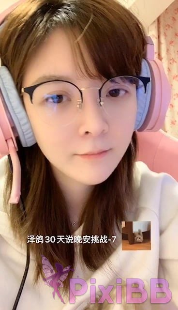 Coser yixiaoyangze PixiBB.COM 032 005