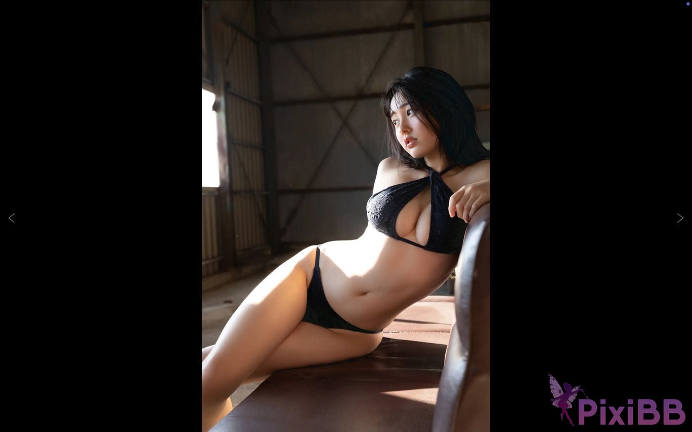 Japanese Idol Miu Shirahama FRIDAY Digital Photo Book Mito Gyutete Vol. 2 A Little Adult 100 Page Deluxe Edition All cuts PixiBB.COM 043