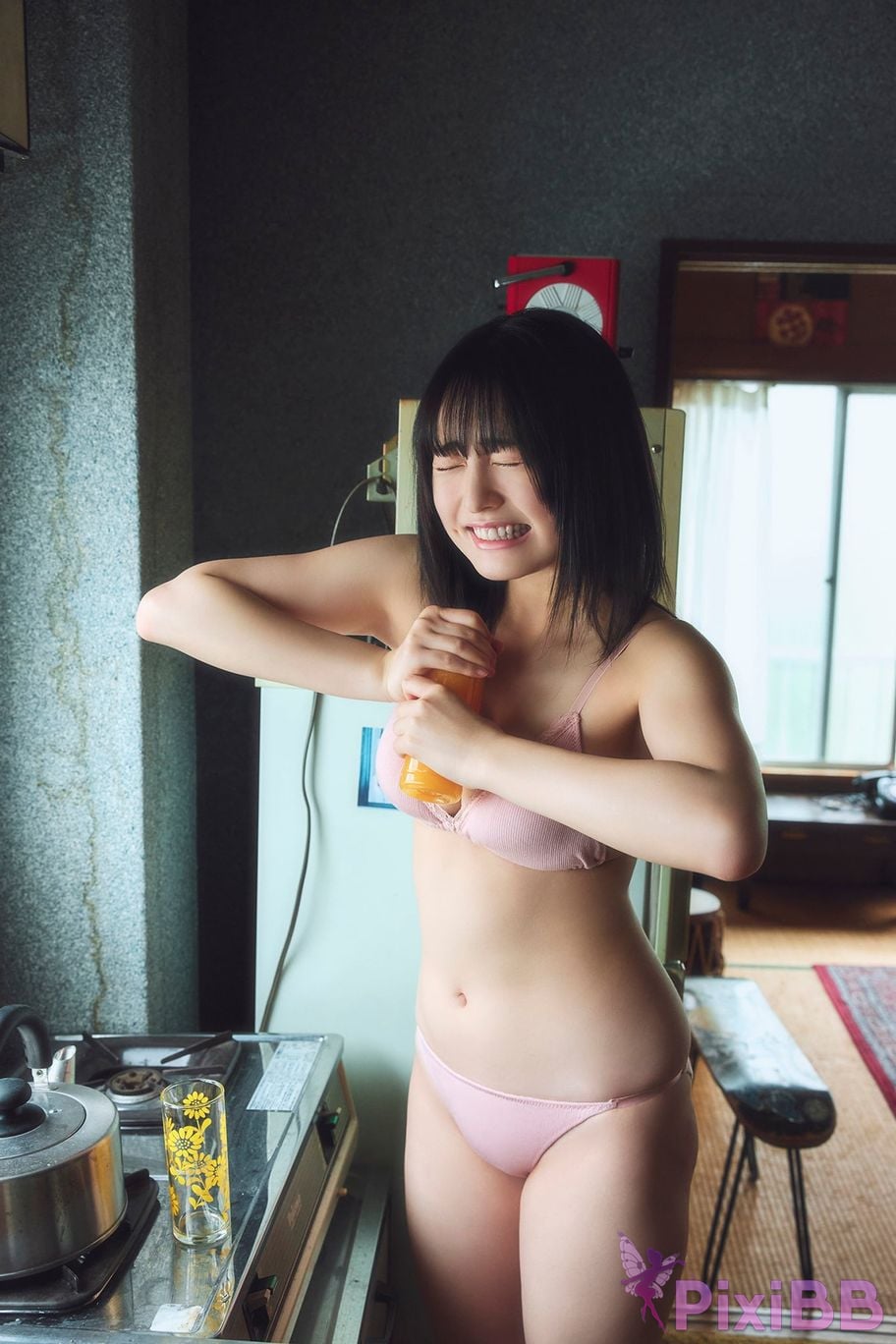 Japanese Idol Miu Shirahama Summer stretching Weekly Changdejigra PixiBB.COM 007