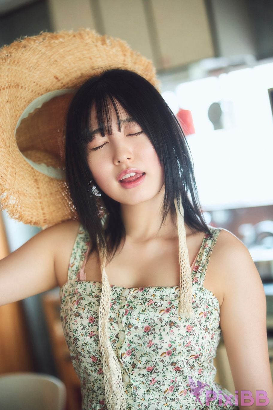 Japanese Idol Miu Shirahama Summer stretching Weekly Changdejigra PixiBB.COM 046