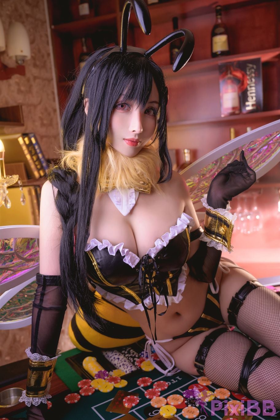 Coser rioko little bee PixiBB.COM 025