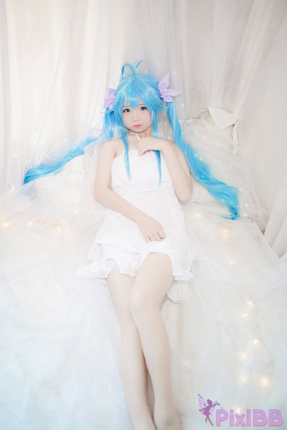 Cosplayer One hundred thousand precious volts Zhenzhi little loli PixiBB.COM 028
