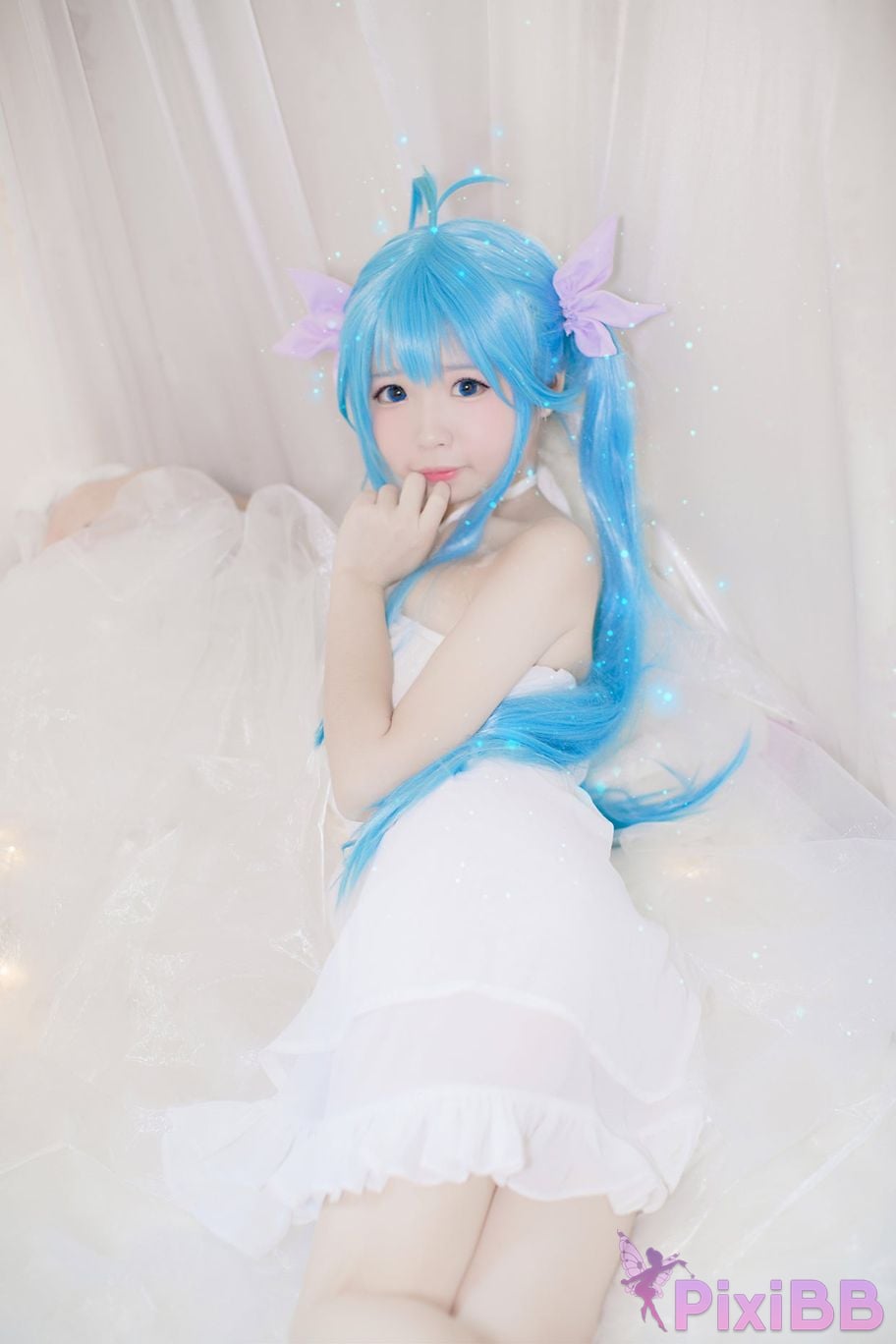 Cosplayer One hundred thousand precious volts Zhenzhi little loli PixiBB.COM 031