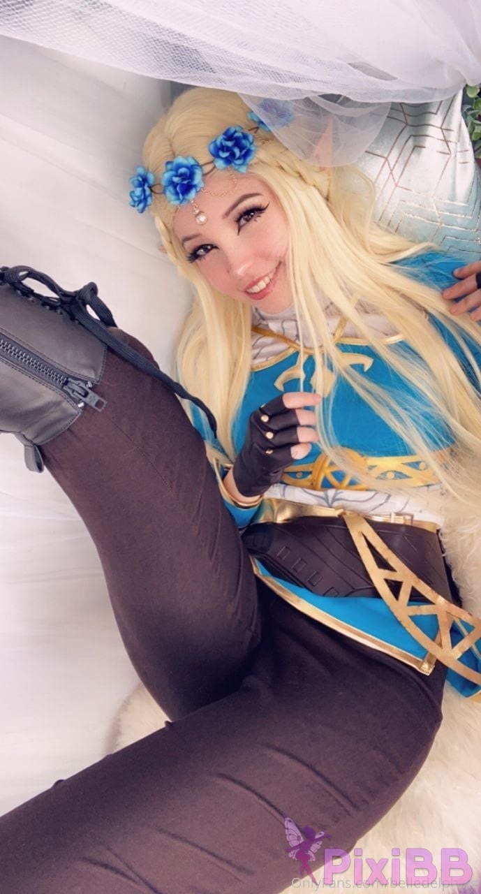 Belle Delphine Princess Zelda PixiBB.COM 12