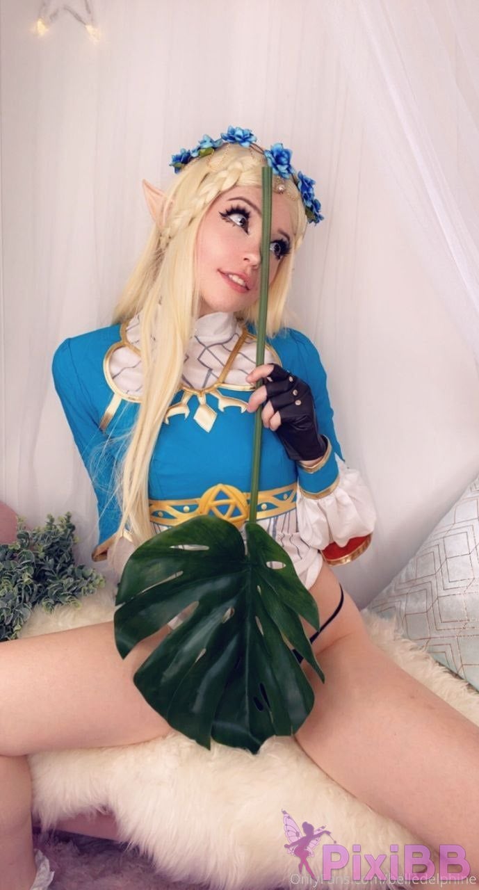 Belle Delphine Princess Zelda PixiBB.COM 27