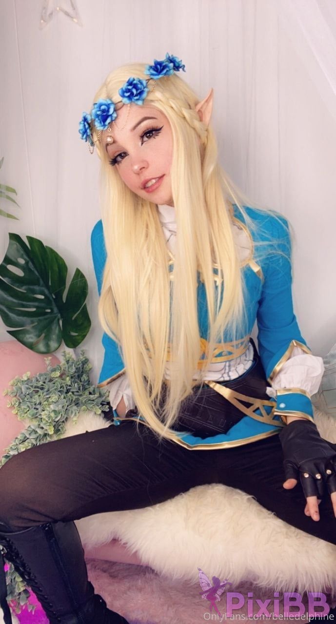 Belle Delphine Princess Zelda PixiBB.COM 42