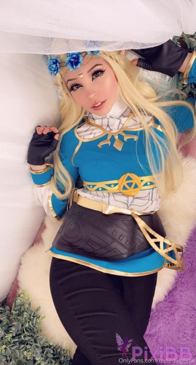 Belle Delphine Princess Zelda PixiBB.COM 9