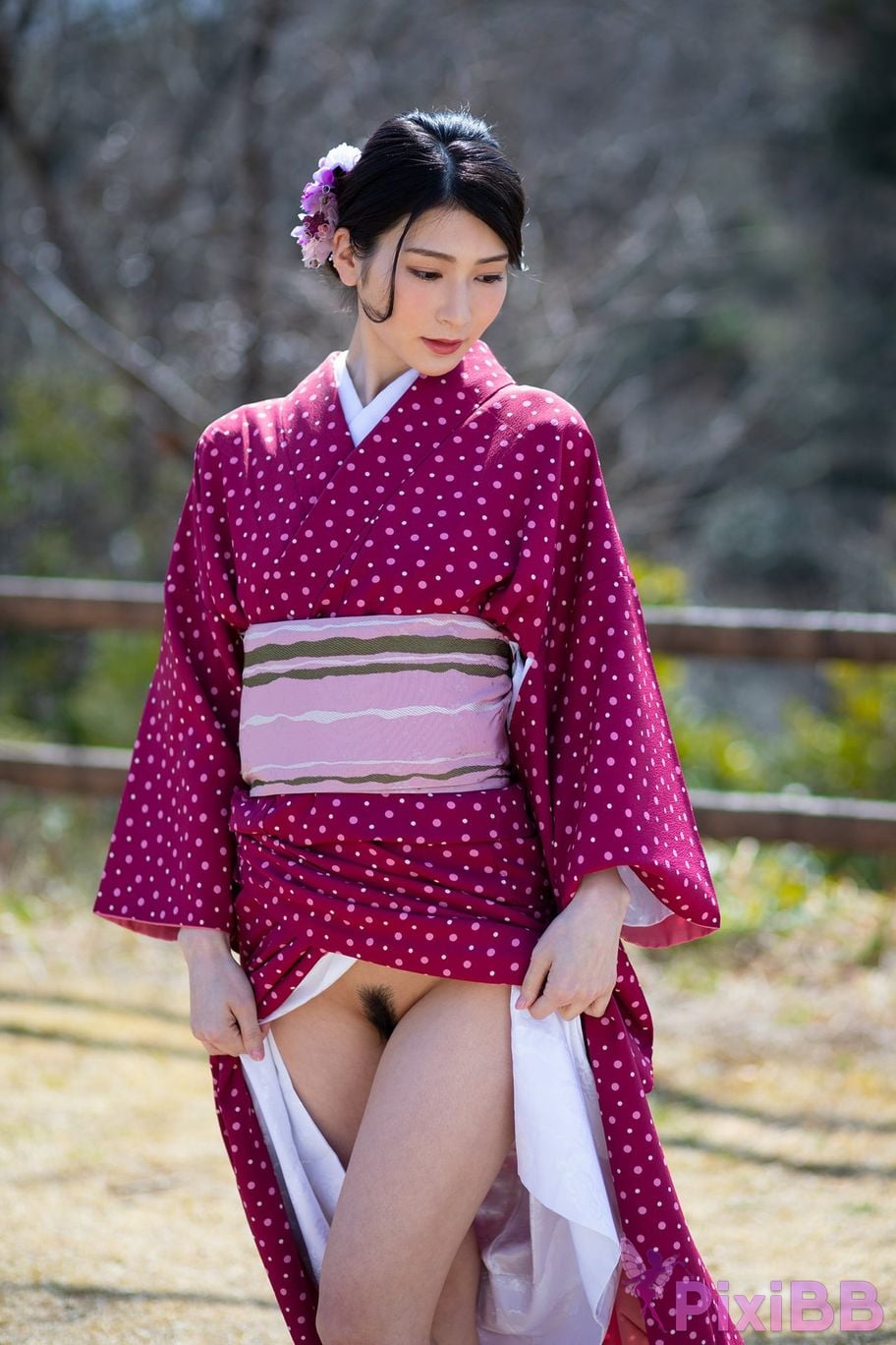 Japanese Idol Suzu Honjo sweet sound Shukan Taishu NUDE 17 PixiBB.COM 034