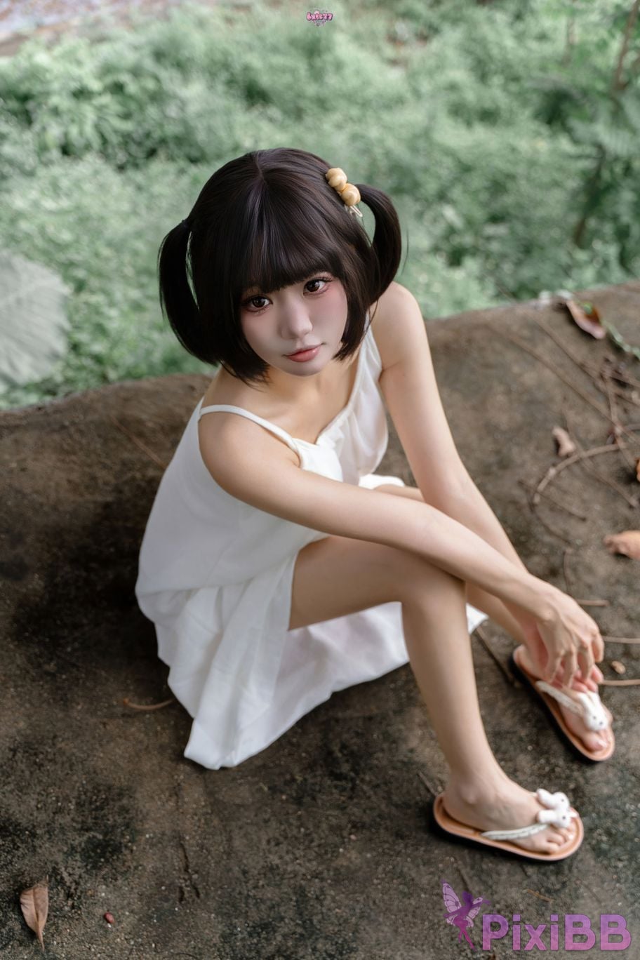 Cosplayer Qiqi be good Encounter on a rainy day PixiBB.COM 019