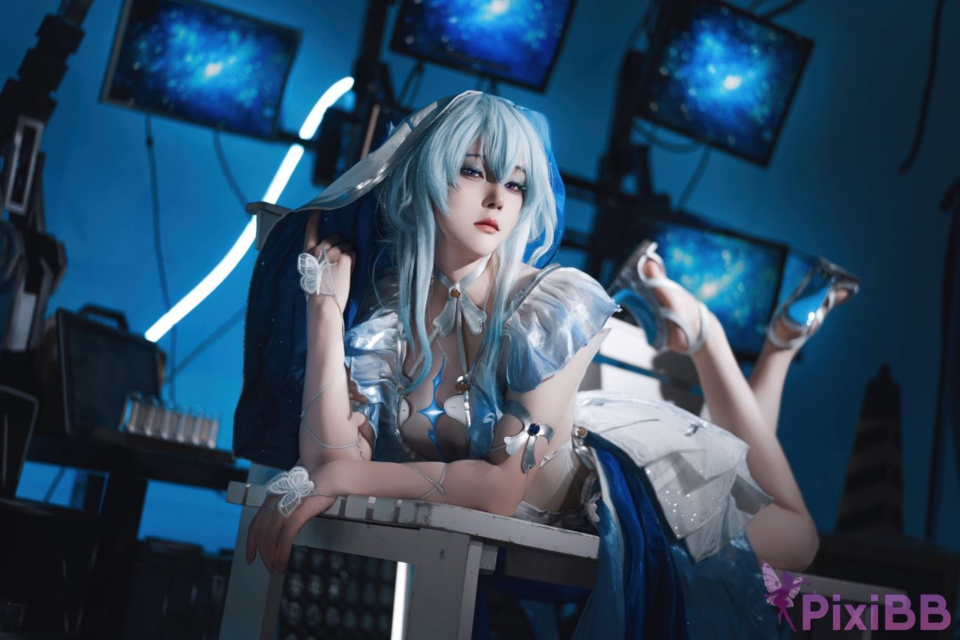 Cosplayer Natsuko Xia Xiazi Ming Chao Shorekeeper PixiBB.COM 002