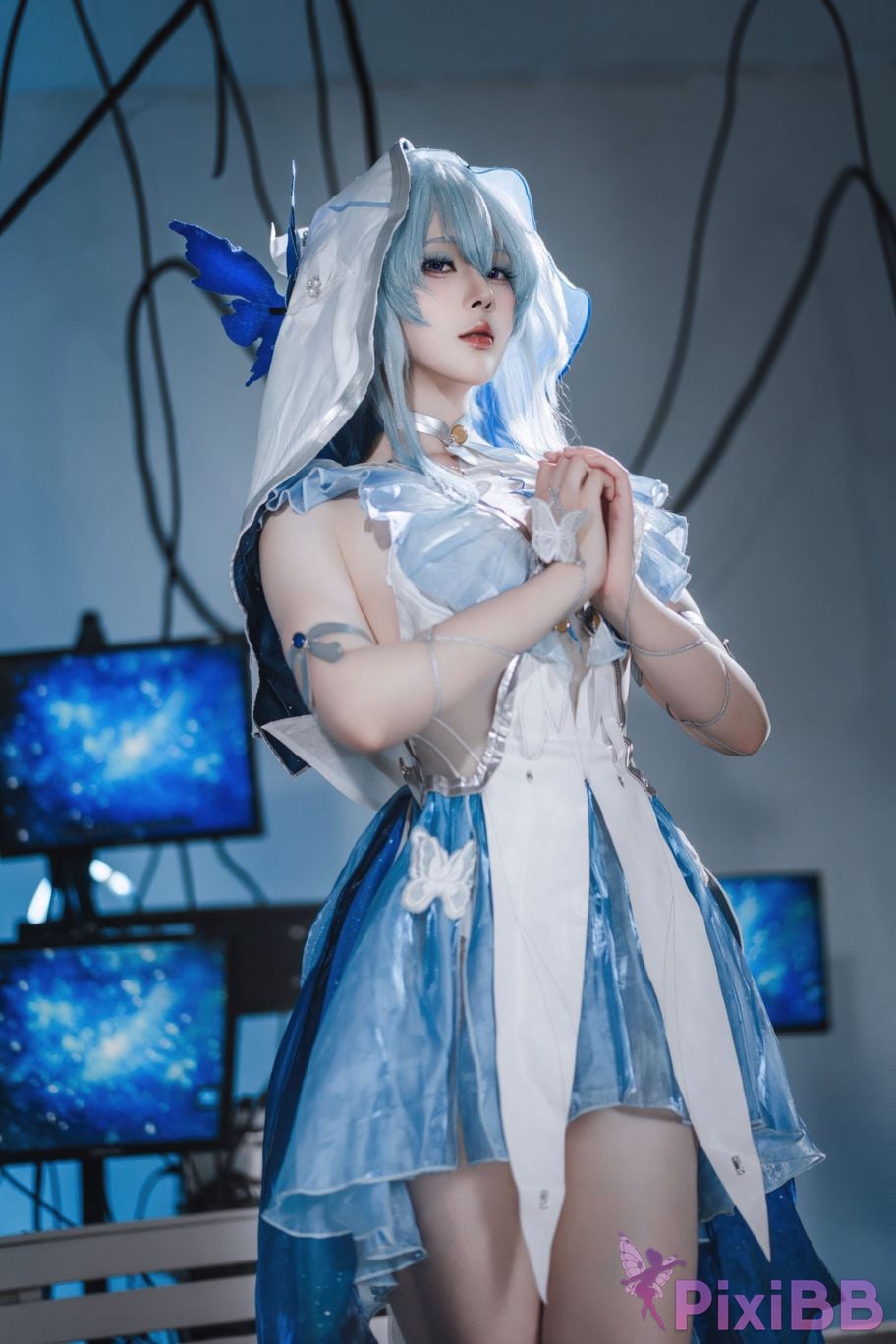 Cosplayer Natsuko Xia Xiazi Ming Chao Shorekeeper PixiBB.COM 034