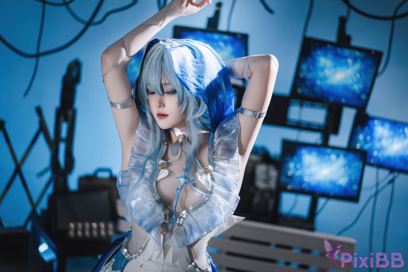 Cosplayer Natsuko Xia Xiazi Ming Chao Shorekeeper PixiBB.COM 075