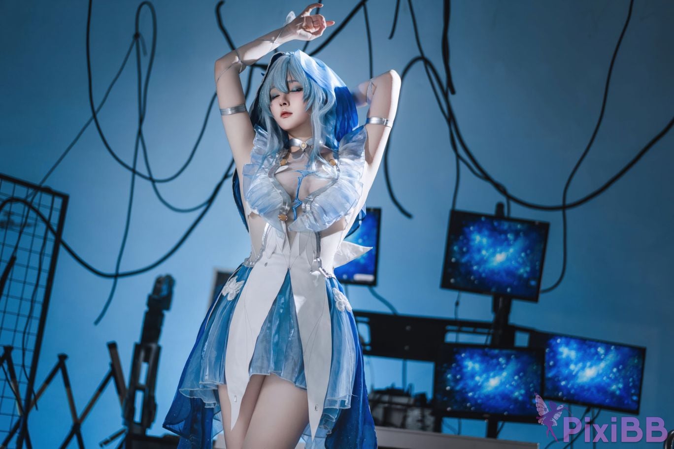 Cosplayer Natsuko Xia Xiazi Ming Chao Shorekeeper PixiBB.COM 076