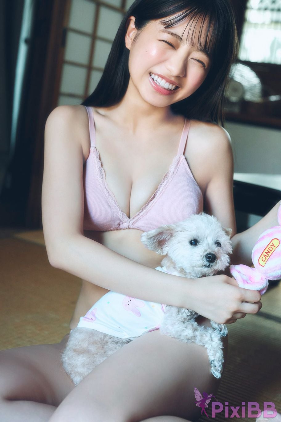 Japanese Idol Ayano Kato Expanded version Complete 50P Miss Magazines Asoviva How to spend a rainy day Yanmaga digital photo book PixiBB.COM 005