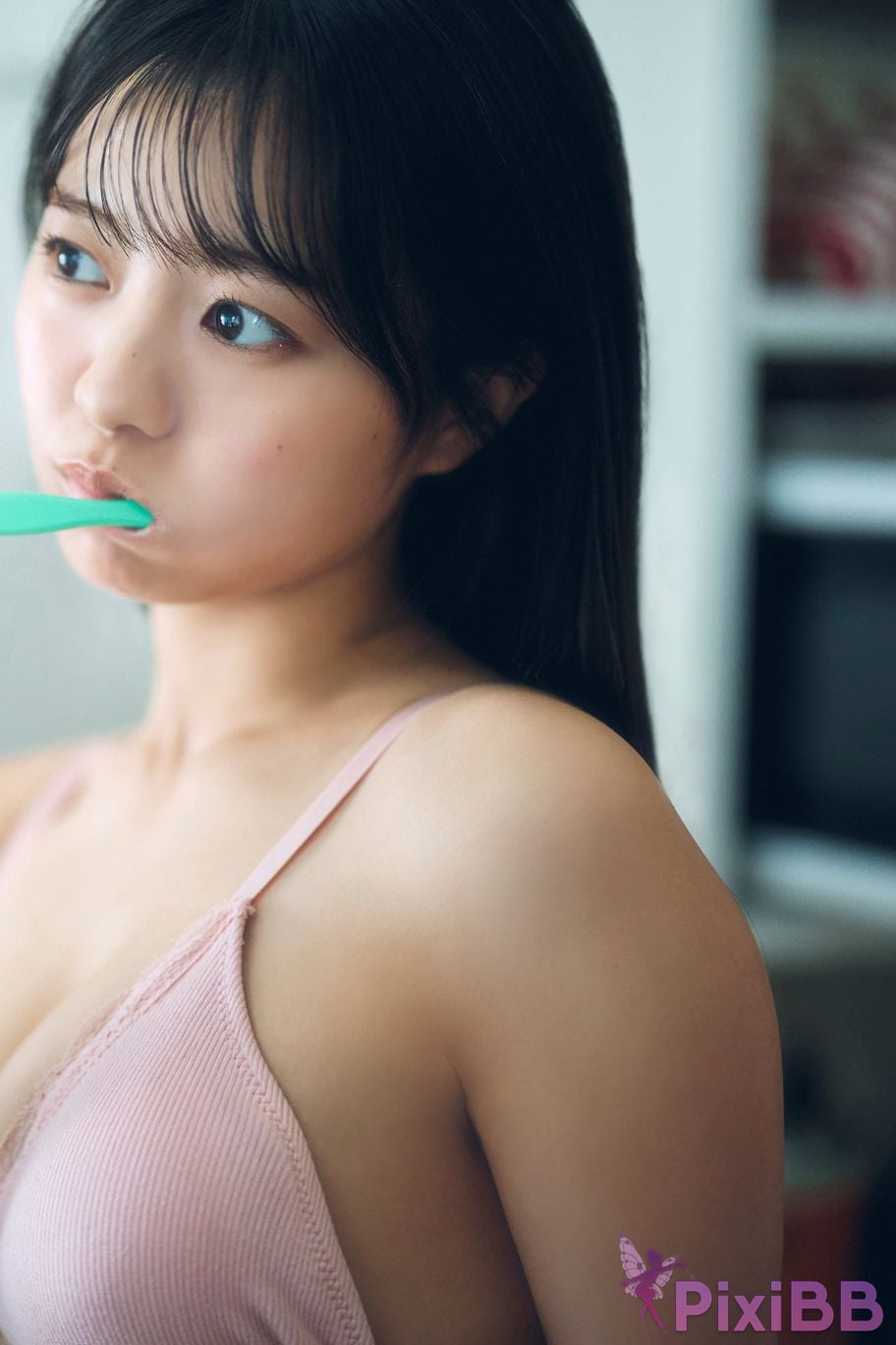 Japanese Idol Ayano Kato Expanded version Complete 50P Miss Magazines Asoviva How to spend a rainy day Yanmaga digital photo book PixiBB.COM 019
