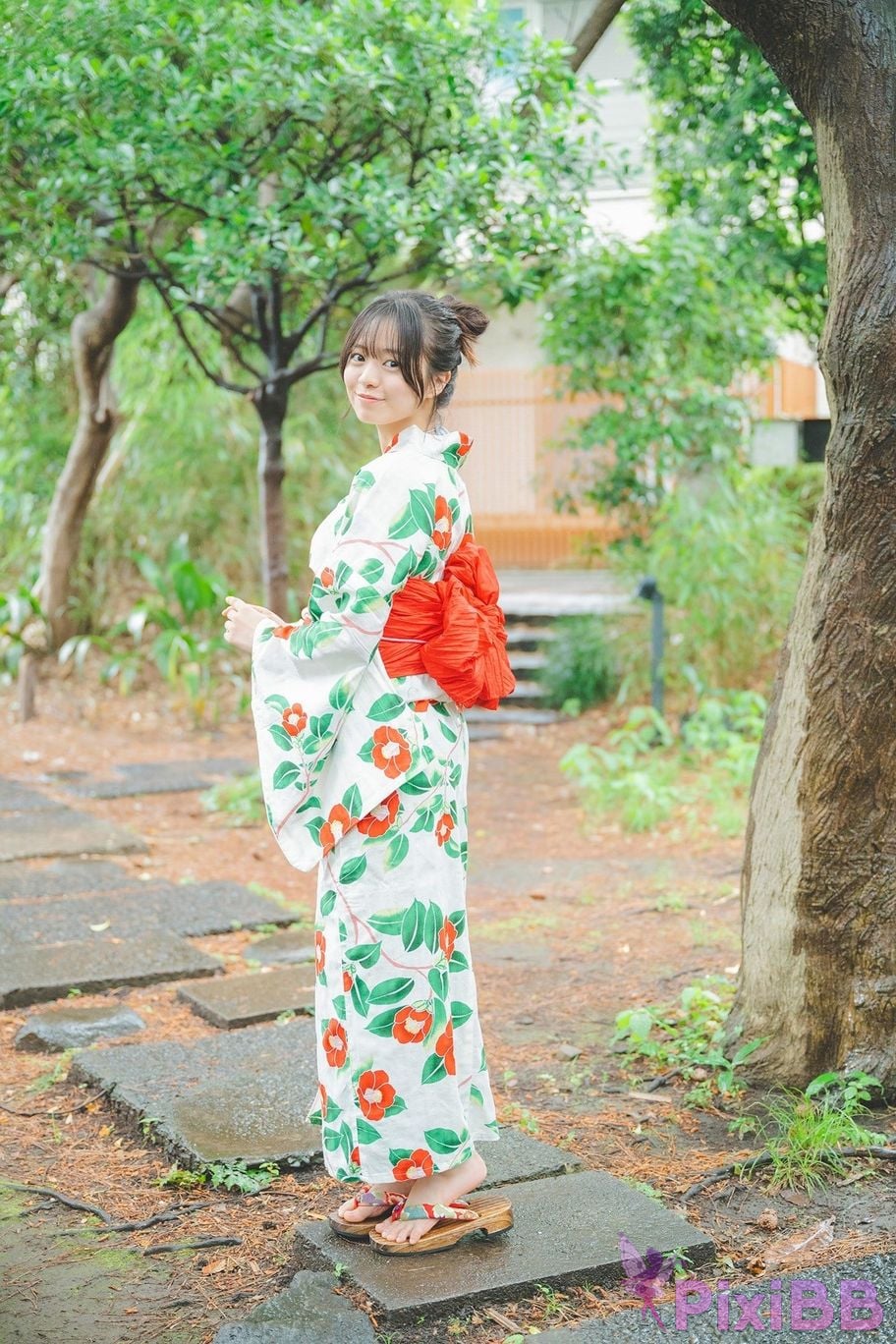 Japanese Idol Ayano Kato Expanded version Complete 50P Miss Magazines Asoviva summer vacation Yanmaga digital photo book PixiBB.COM 009