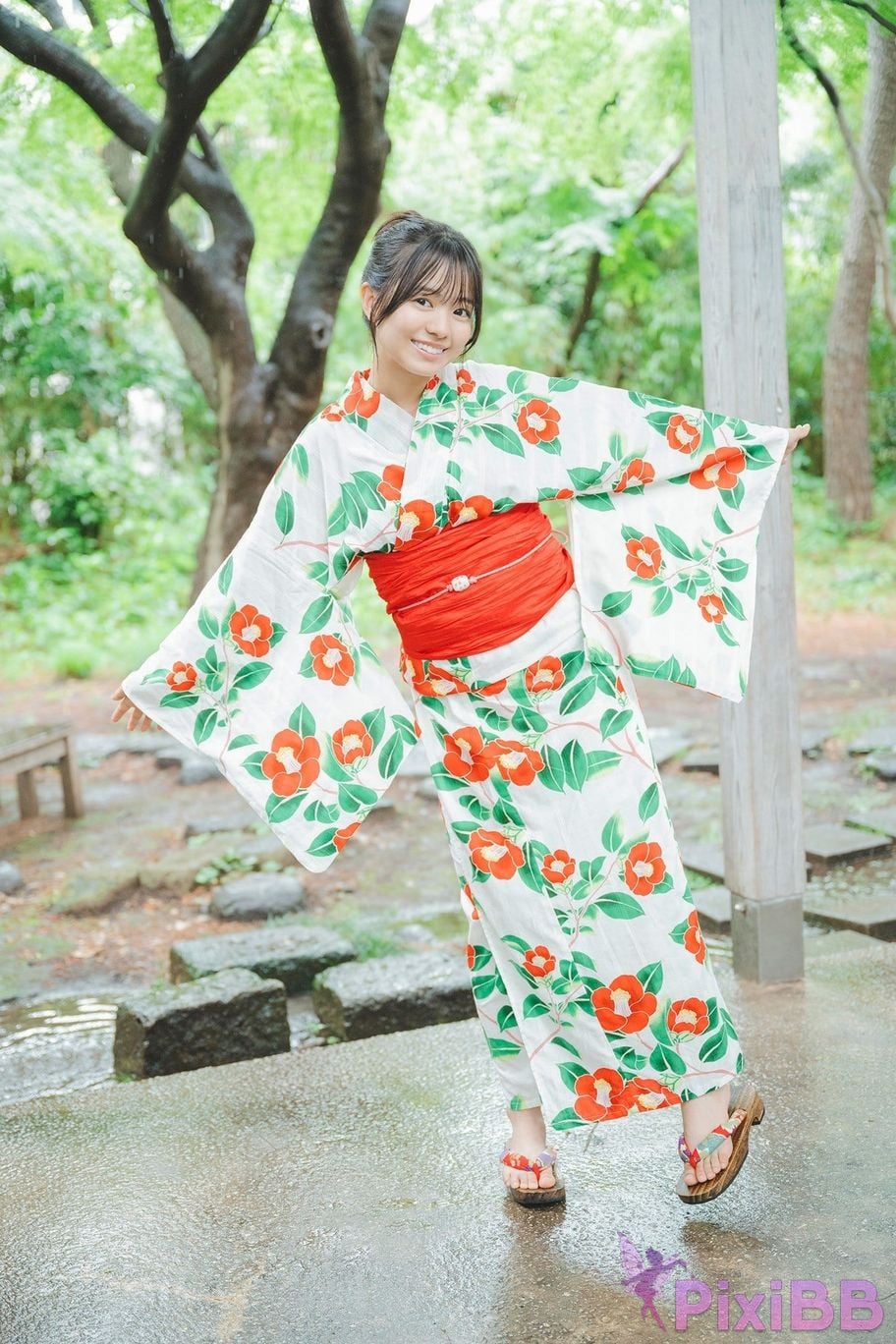 Japanese Idol Ayano Kato Expanded version Complete 50P Miss Magazines Asoviva summer vacation Yanmaga digital photo book PixiBB.COM 011