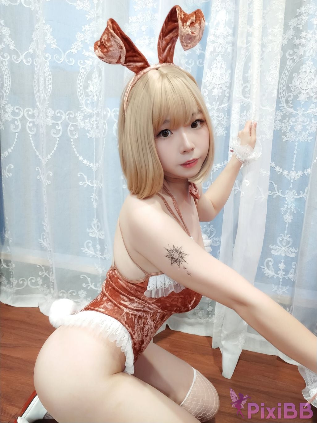 Cosplayer Faceless little angel wy bunny girl PixiBB.COM 022