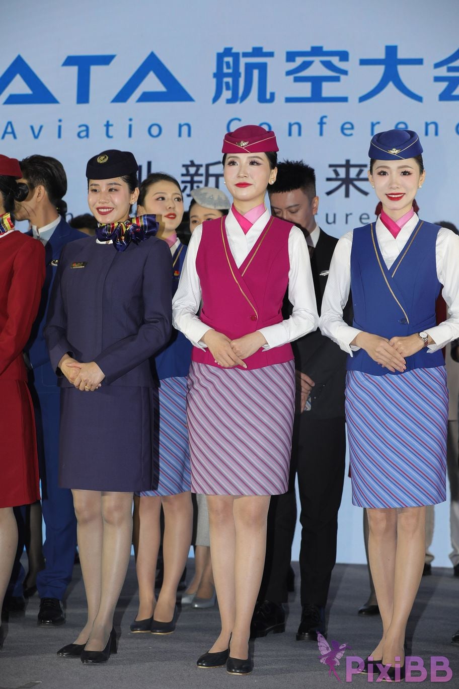 Featured Street Photography Works No.5687 China Southern Airlines uniform PixiBB.COM 066