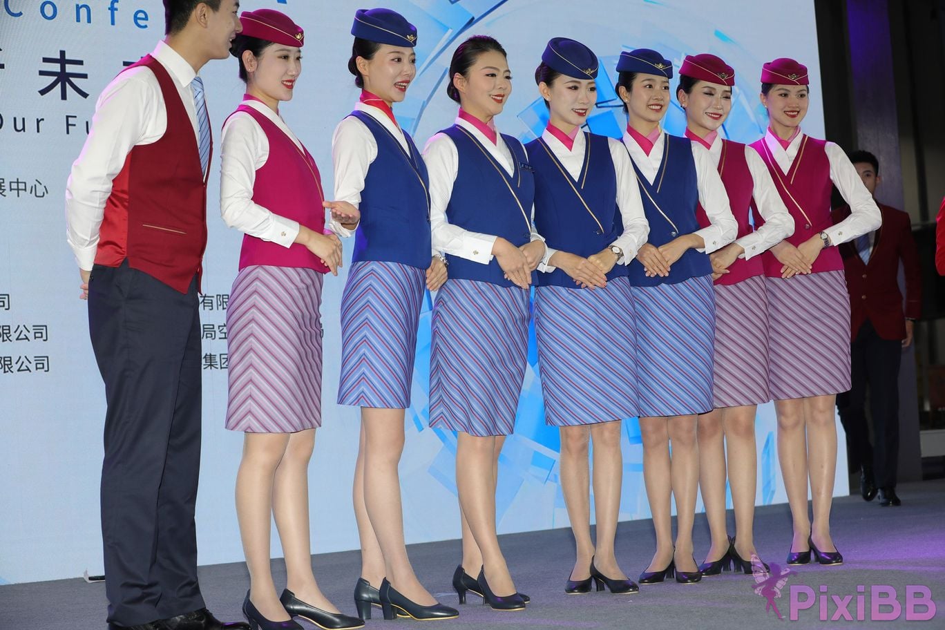 Featured Street Photography Works No.5687 China Southern Airlines uniform PixiBB.COM 102