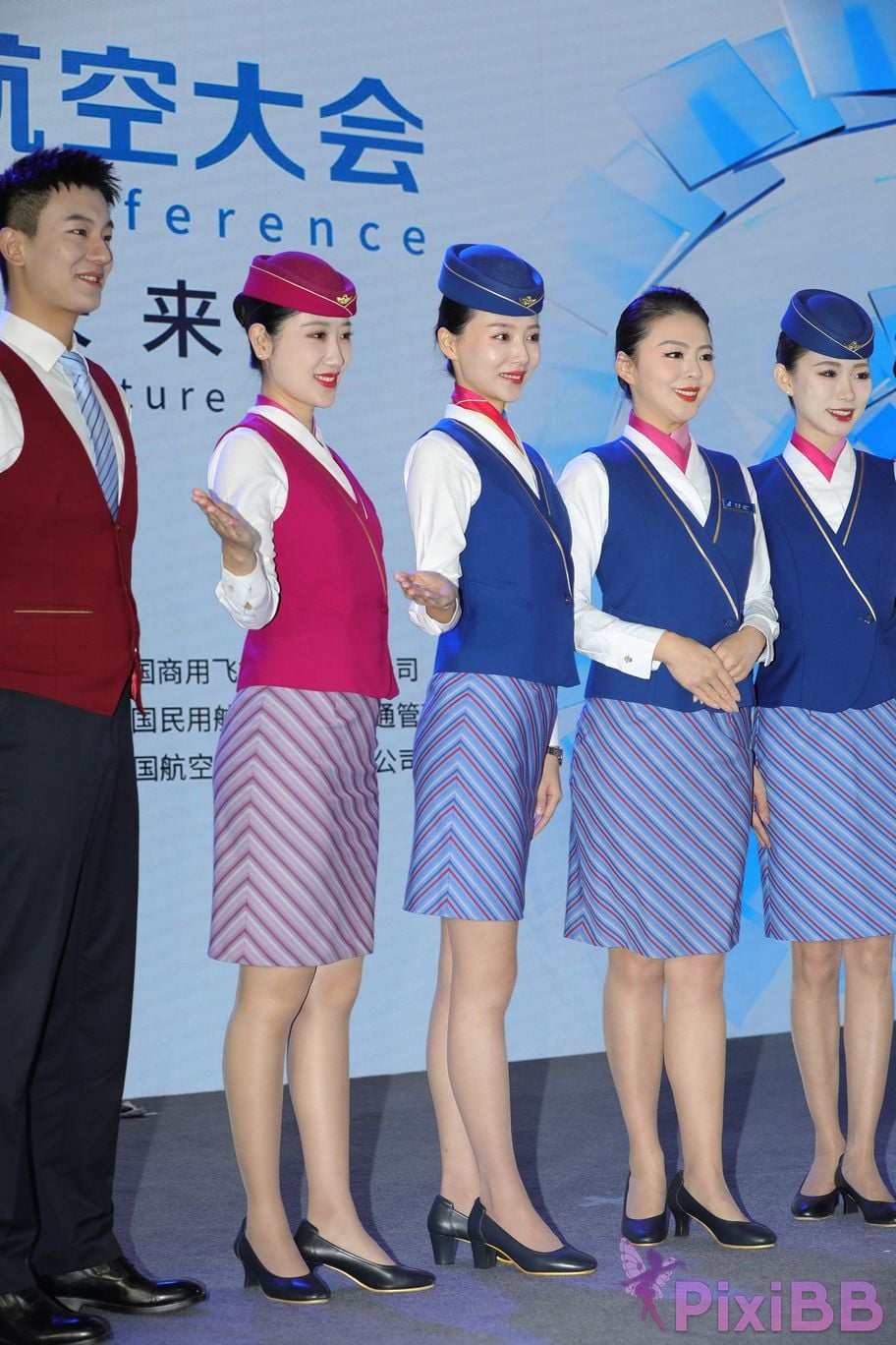 Featured Street Photography Works No.5687 China Southern Airlines uniform PixiBB.COM 105