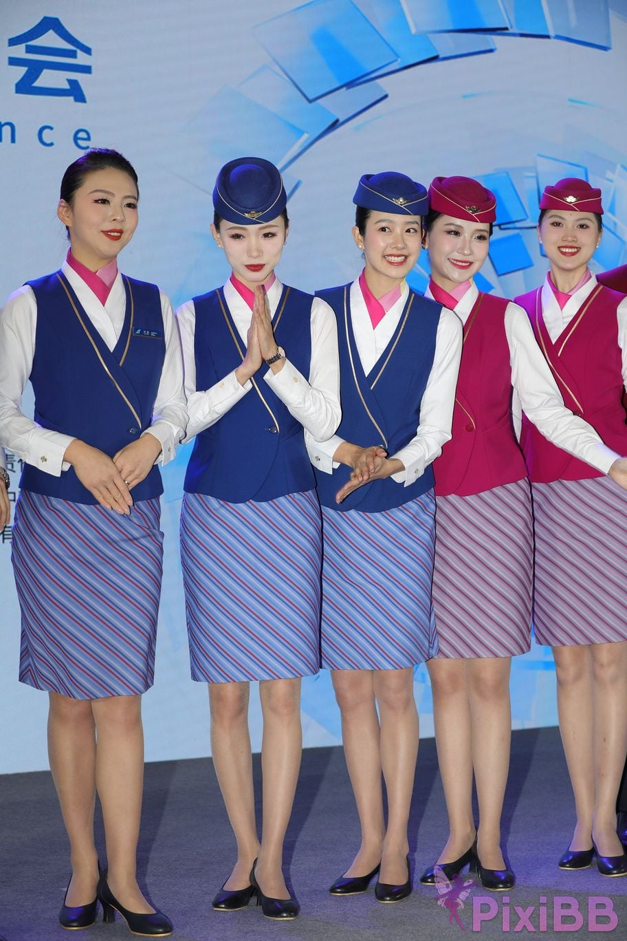 Featured Street Photography Works No.5687 China Southern Airlines uniform PixiBB.COM 117