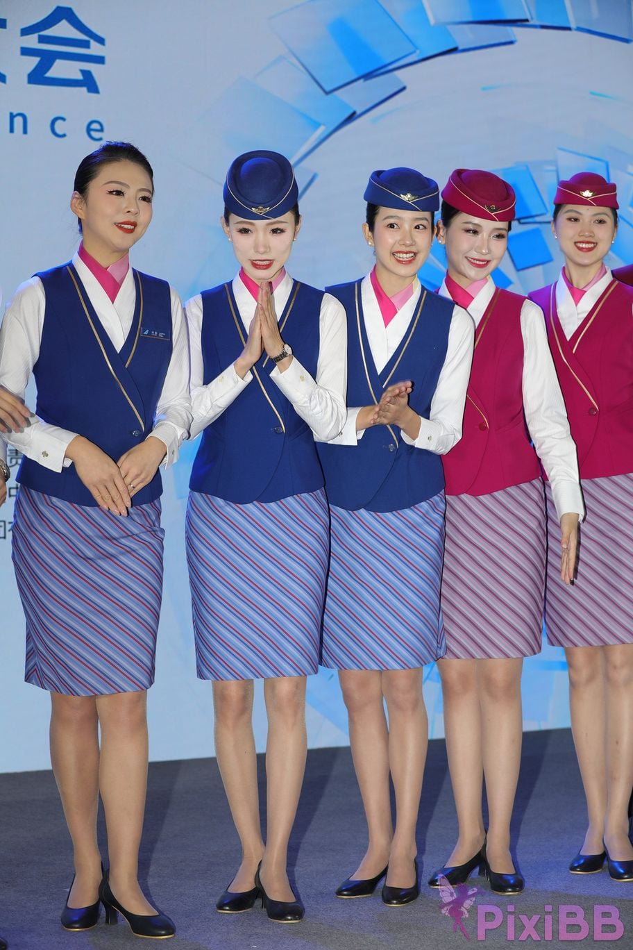 Featured Street Photography Works No.5687 China Southern Airlines uniform PixiBB.COM 118