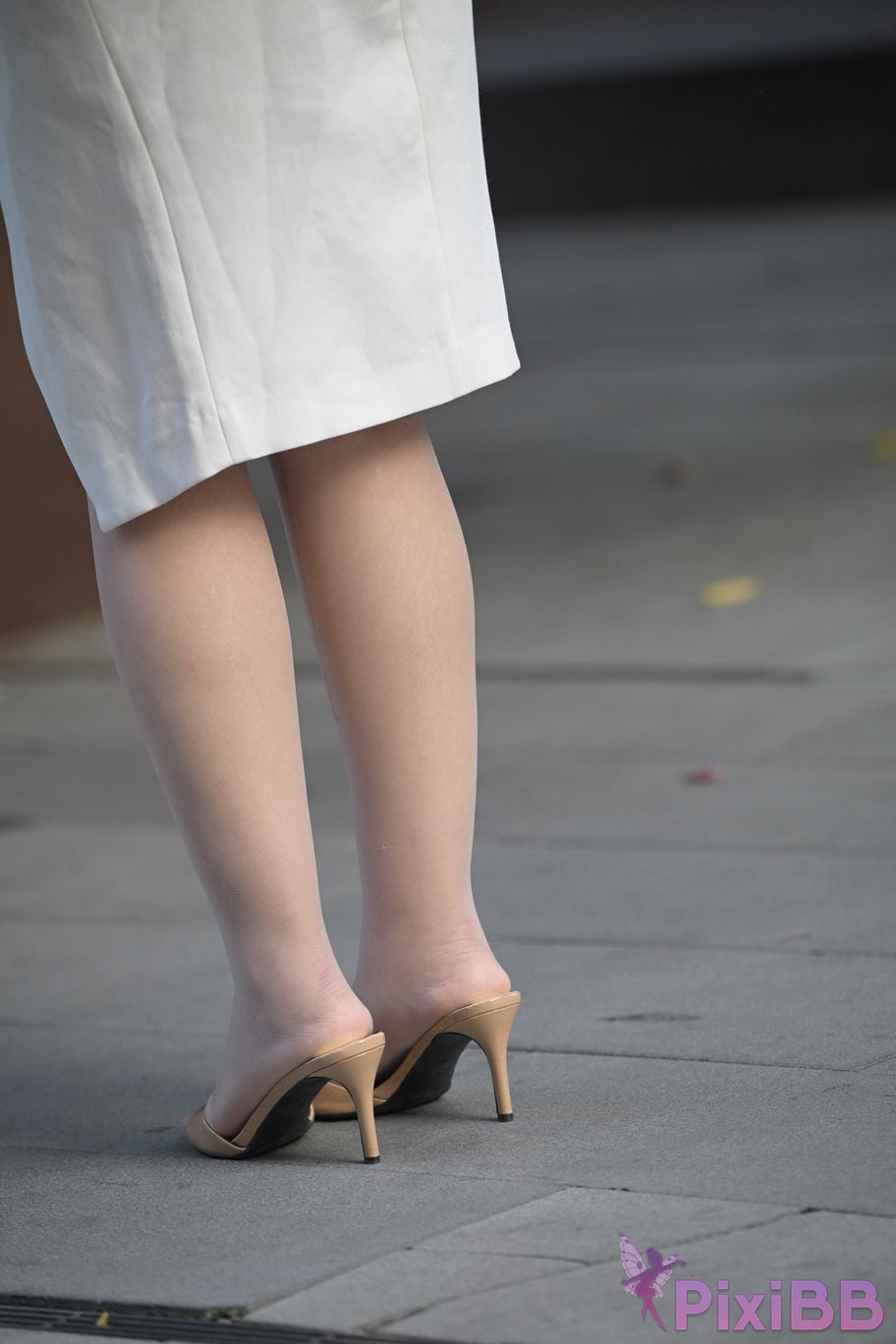 Featured Street Photography Works No.5690 Beautiful legs in white skirt Yuki PixiBB.COM 137